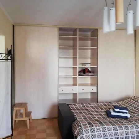 15 Minutes From The And Center 7 Minutes From The Airport *