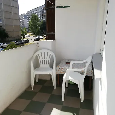 15 Minutes From The And Center 7 Minutes From The Airport