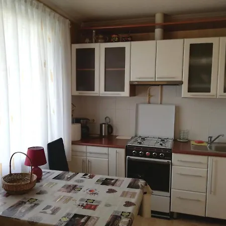 15 Minutes From The And Center 7 Minutes From The Airport Ryga